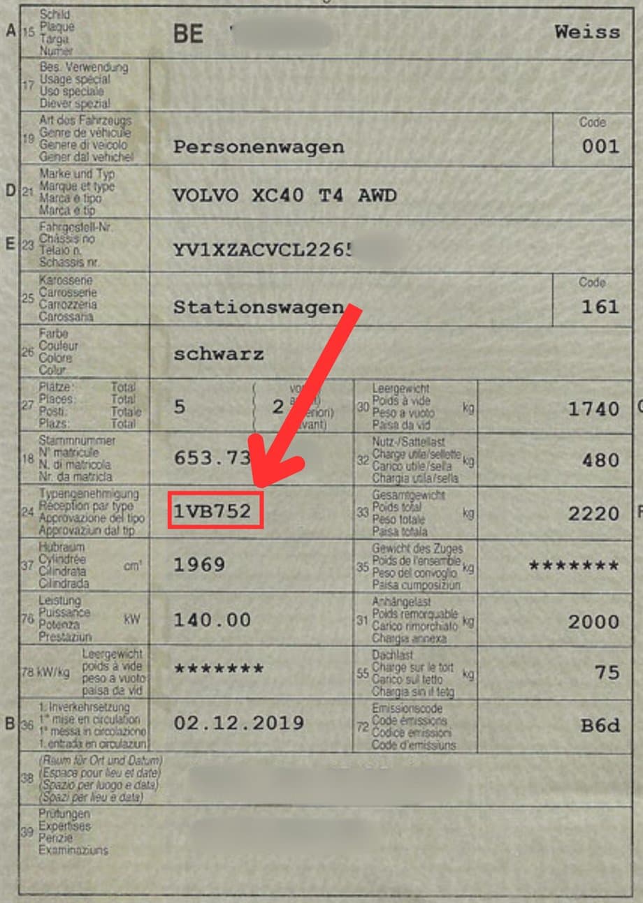 Permis de circulation suisse avec le champ 24 réception par type mis en évidence