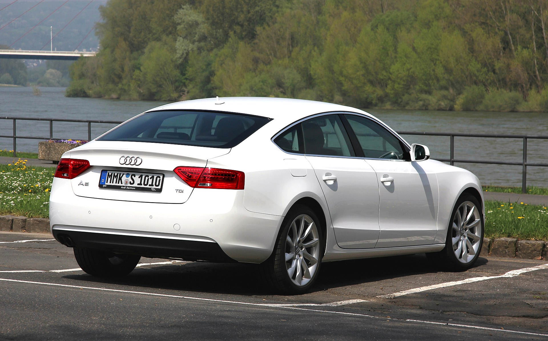 Audi A5 Modellbild für Schweizer Typenschein- und Fahrzeugdaten